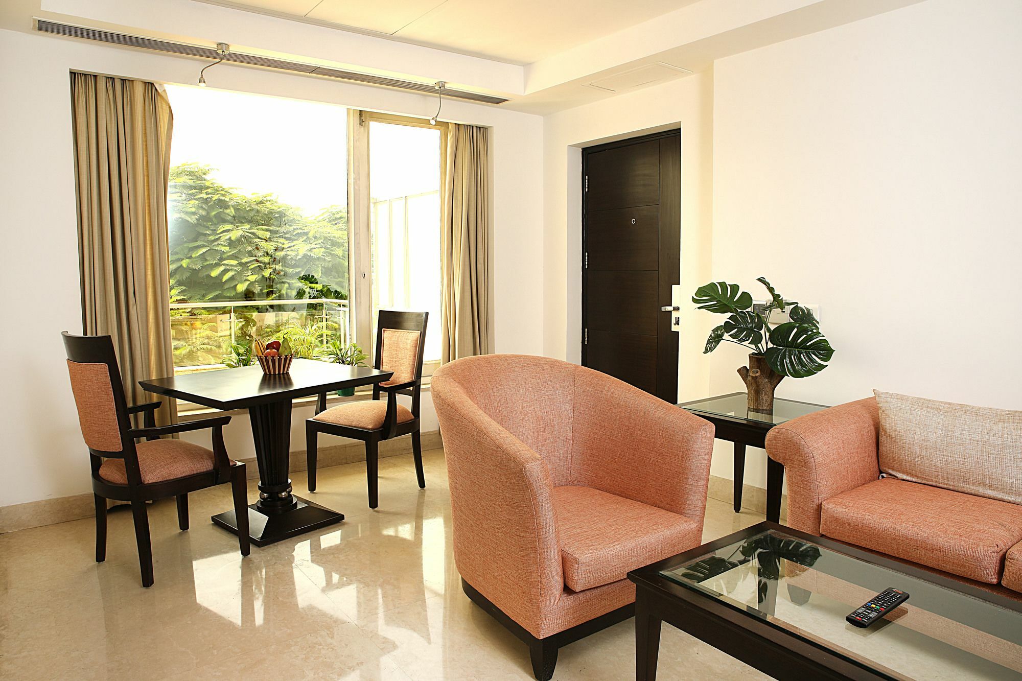 Inde Hotel Vista Woods Huda City Centre, Gurgaon Exterior foto