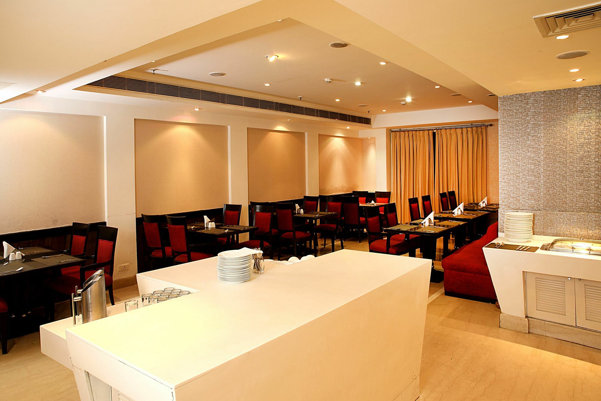 Inde Hotel Vista Woods Huda City Centre, Gurgaon Exterior foto